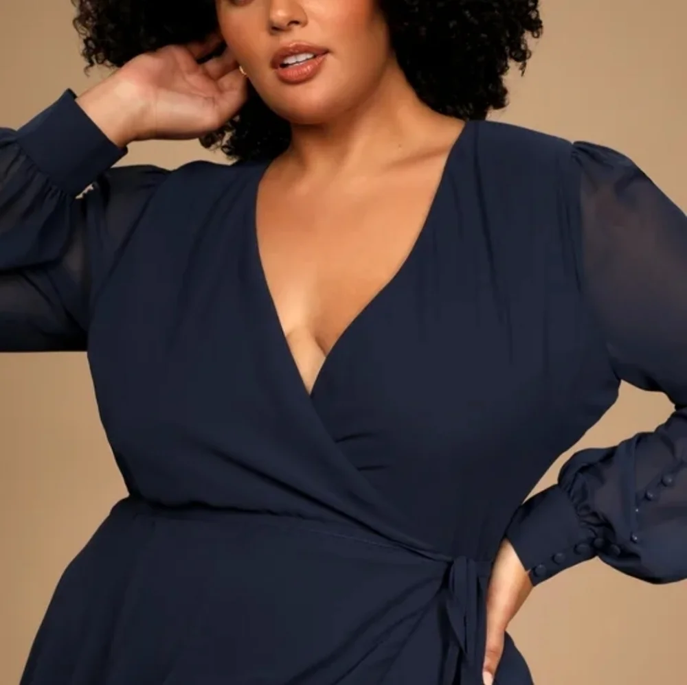 NWOT Lulu's Navy Blue Long Sleeve Wrap Maxi Dress Size 3X=22/24 - Picture 4 of 6
